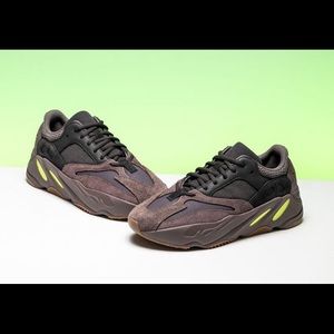 Yeezy Boost 700 "Mauve”